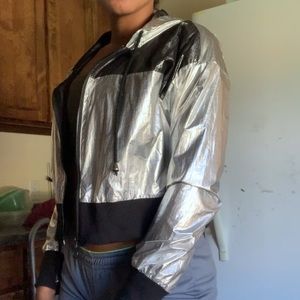Metallic cropped jacket